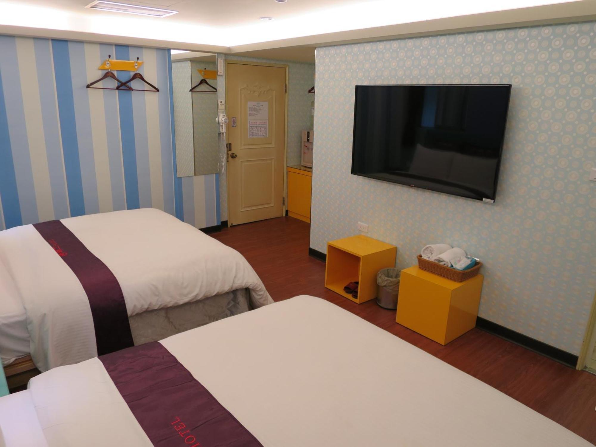 Benz Hotel Zhongli Bagian luar foto